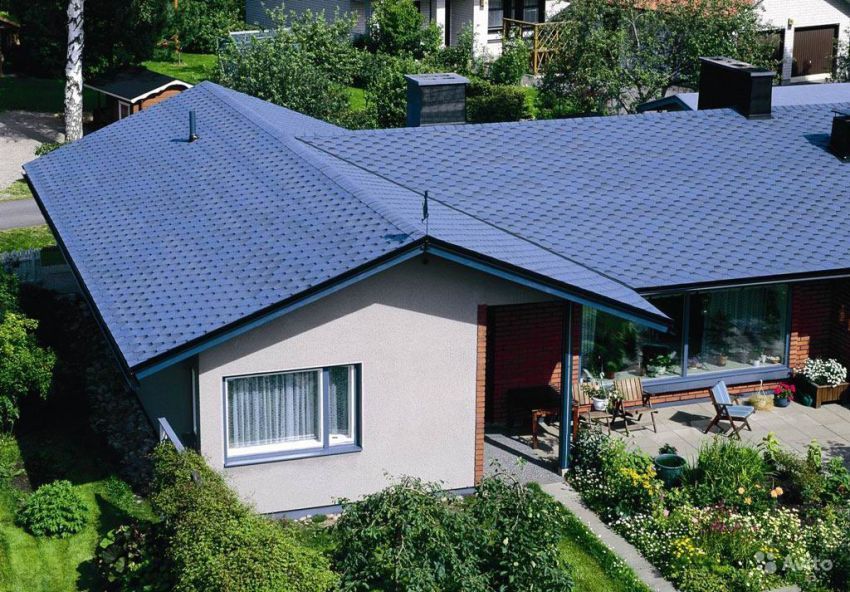 Za zaštitu premaza od plijesni i plijesni - površina krova može se obraditi posebnim zaštitnim otopinama