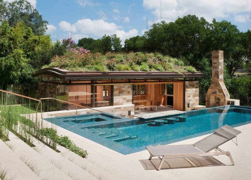 Bath with a green roof