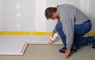 Pros and cons of dry floor screed and technology of its device