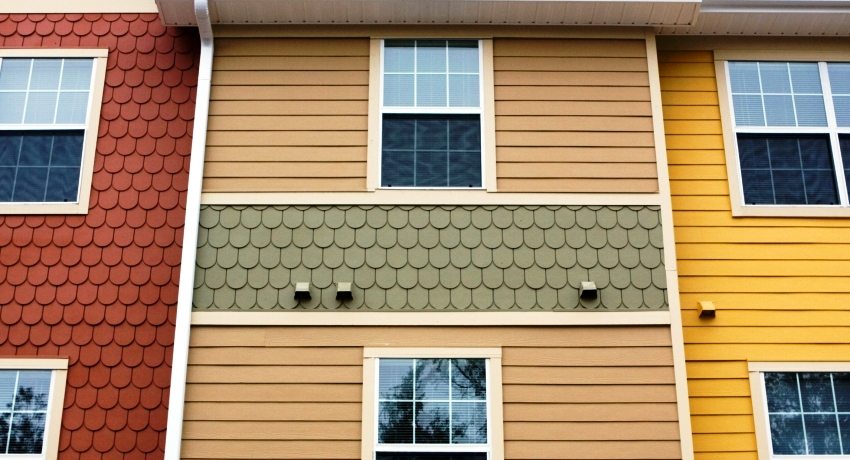 Vender mot fasaden på huset, hvilket materiale er bedre å velge