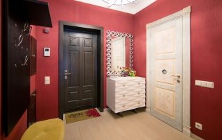 Evaluarea ușilor de intrare în apartament și recenzii ale unor modele