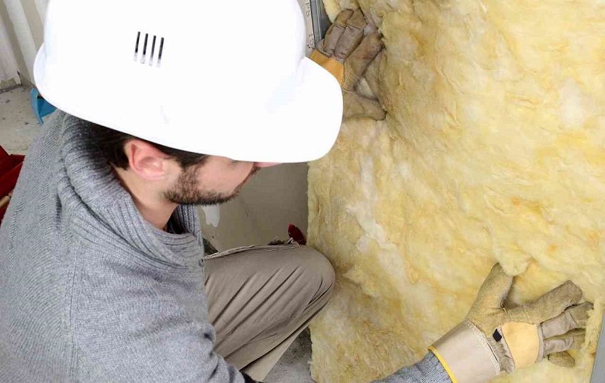 Working with mineral wool requires precautions