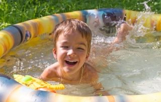 בריכות ילדים לבקתות קיץ: הרבה כיף לפעוטות