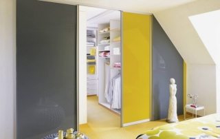 Sliding doors for the dressing room: an overview of comfortable and stylish designs