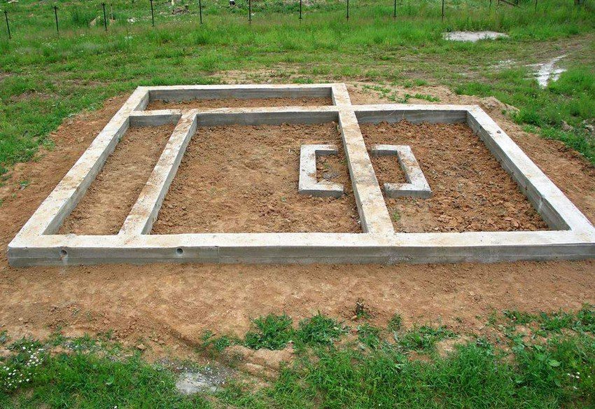 Construction of a frame bath with your own hands. Step 1: arrangement of the foundation