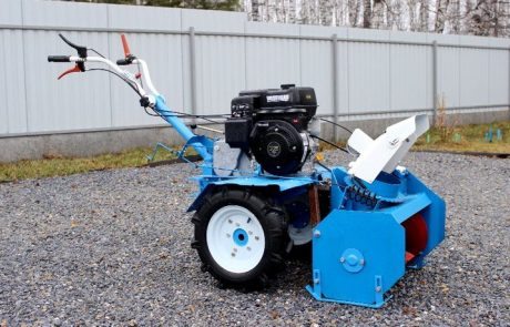 Schneefräse für handgeführte Traktoren: Funktionsprinzip und Grundlagen der Selbstmontage