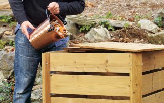 DIY kompostkasse: muligheder for fremstilling og design