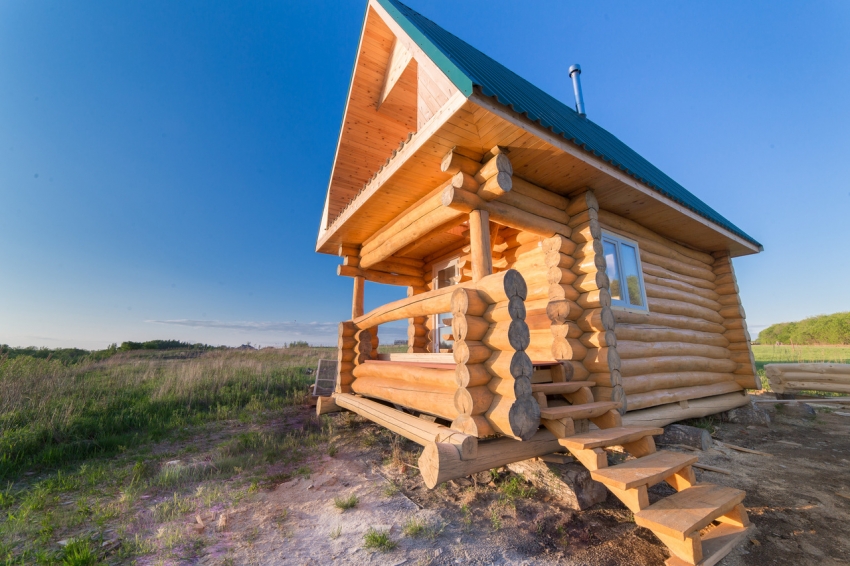 The quality of the construction of a log bathhouse directly affects the duration of the building's life