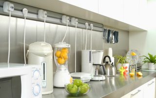Zásuvky v kuchyni: umiestnenie, schémy a dizajnové prvky