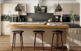 Pultový bar pro kuchyň a obývací pokoj: pokyny krok za krokem