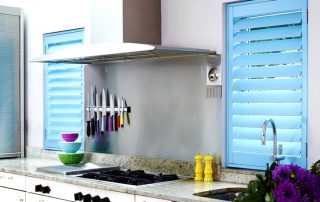 Blinds for the kitchen: a stylish element of decor in a modern interior
