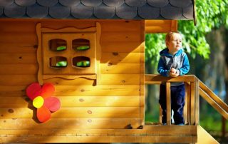DIY children's house: options, ideas and instructions