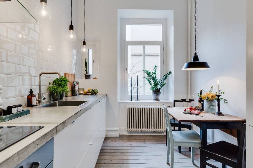 Das Hauptunterscheidungsmerkmal von Apartments mit skandinavischem Interieur ist die Fülle an hellem Weiß