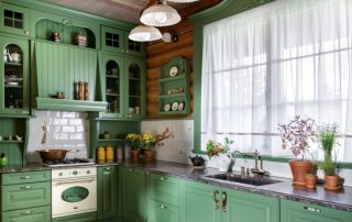 Short curtains for the kitchen: a laconic and practical way to decorate a window opening