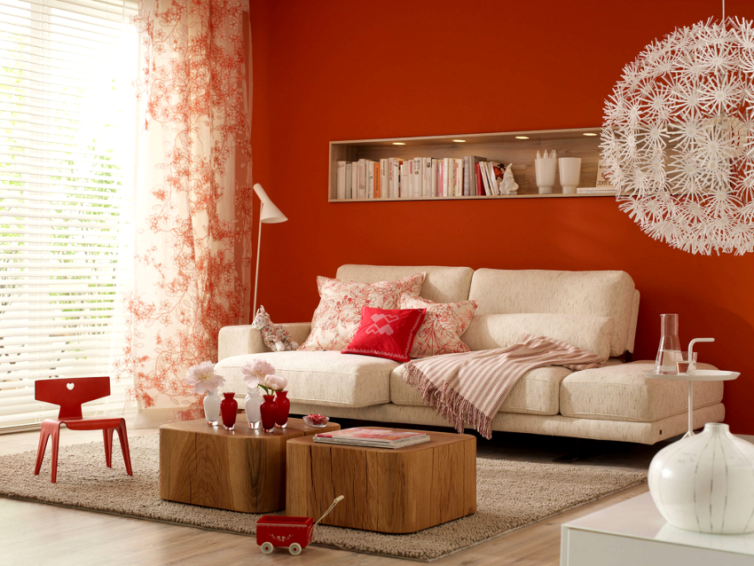 Wallpaper with a bright poppy shade is suitable for rooms intended for recreation