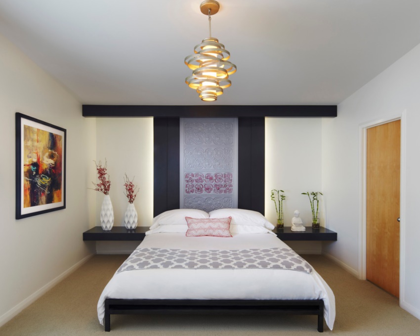 Luster u spavaćoj sobi smatra se ne samo funkcionalnim predmetom, već i elementom dekora