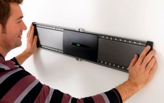 TV Mount: Choosing Reliable Brackets and Best Mounting Methods