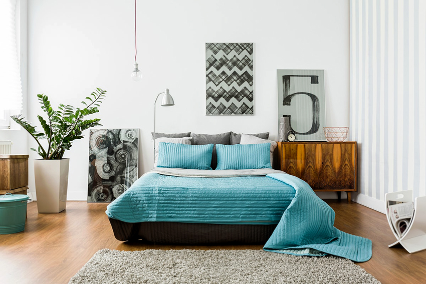 Model, materijal i boja komode trebaju odgovarati dizajnu spavaće sobe