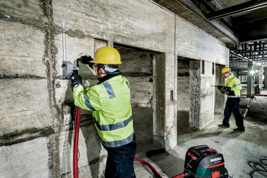 The Metabo MFE 6527 model is recognized as the best concrete wall chaser