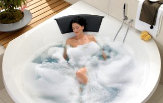 Banyera d'hidromassatge: la millor manera de fer del bany un lloc per relaxar-se