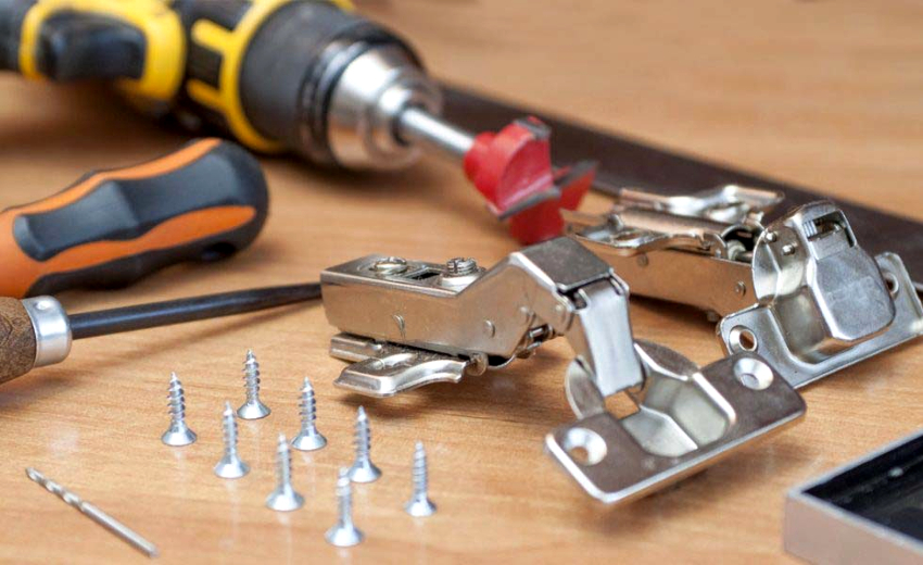 Before you make a cabinet with your own hands, you need to prepare the necessary tools and accessories