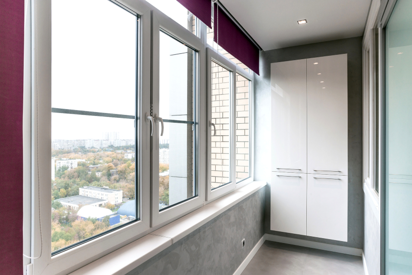 Whatever the cabinet design, the balcony needs insulation to keep the temperature constant