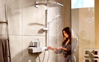 מקלחת גשם לאמבטיה: איזה עיצוב מעדיף