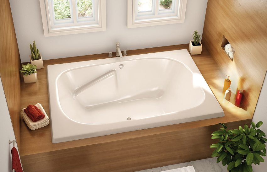 Steel baths are lightweight, which is an important advantage during transportation