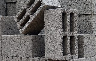 Dimensions dels blocs de cendres: característiques, avantatges i desavantatges del material