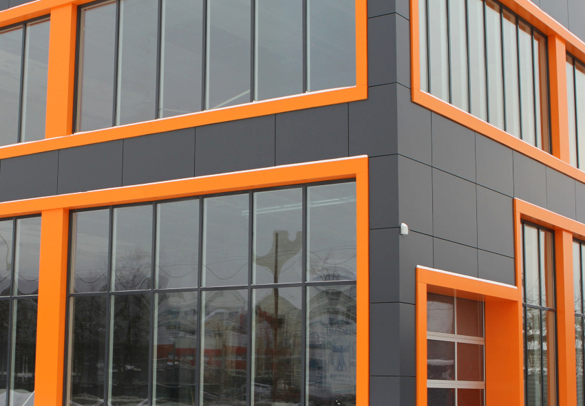 Metalkassetter til en ventileret facade er produkter lavet af galvaniseret stål med en farvebelægning