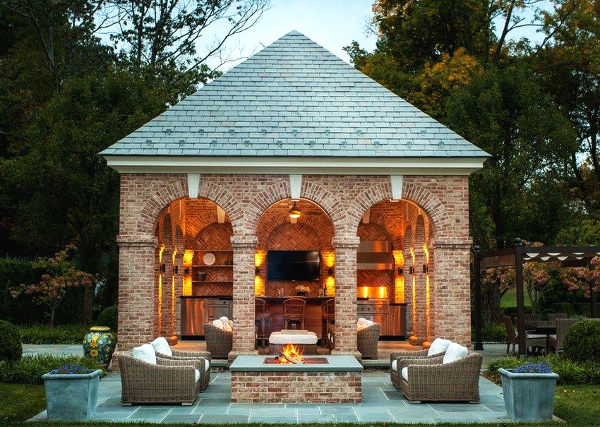 When choosing a place to build a brick gazebo, it is necessary to take into account the distance from the septic tank and toilet with a cesspool