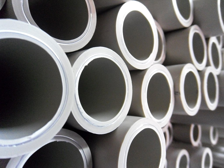 Polypropylene pipes are available with diameters ranging from 2.15 to 7.8 cm