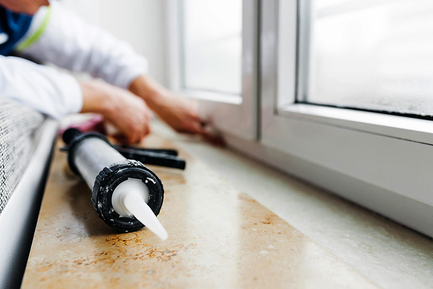 Most often, liquid nails are used in construction, as well as for repair and finishing work.