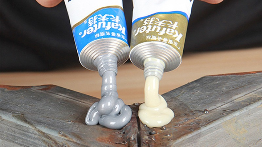 Liquid metal welding comes in two tubes, the contents of which are mixed before use