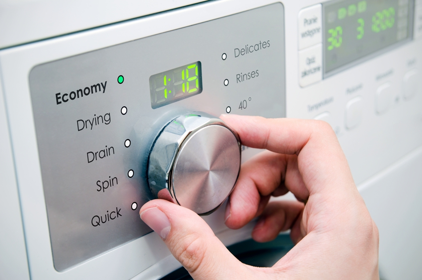 De nombreux modèles de machines à laver ont des modes d'économie d'eau et d'énergie
