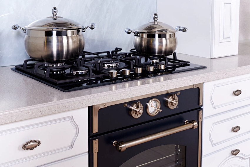 Gas oven and hob set